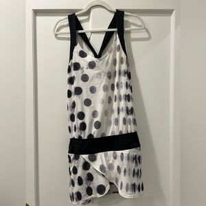 Lululemon women’s size 6 Romper